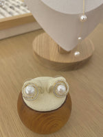 Load image into Gallery viewer, Freshwater Cultured Pearl Earrings
