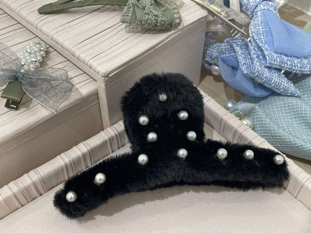 Plush Pearl Claw Clip